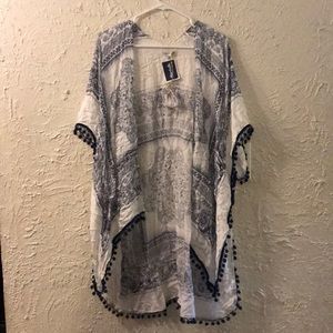 Light weight sweater